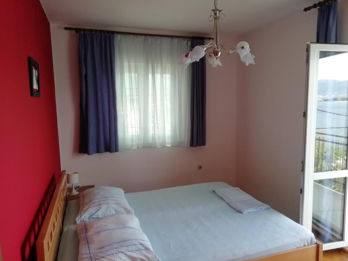 Apartmani Ante 特罗吉尔 外观 照片