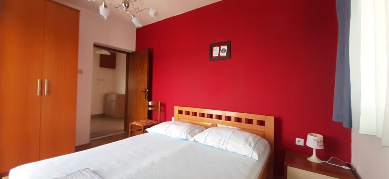 Apartmani Ante 特罗吉尔 外观 照片