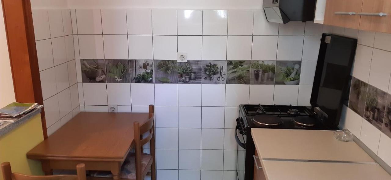Apartmani Ante 特罗吉尔 外观 照片