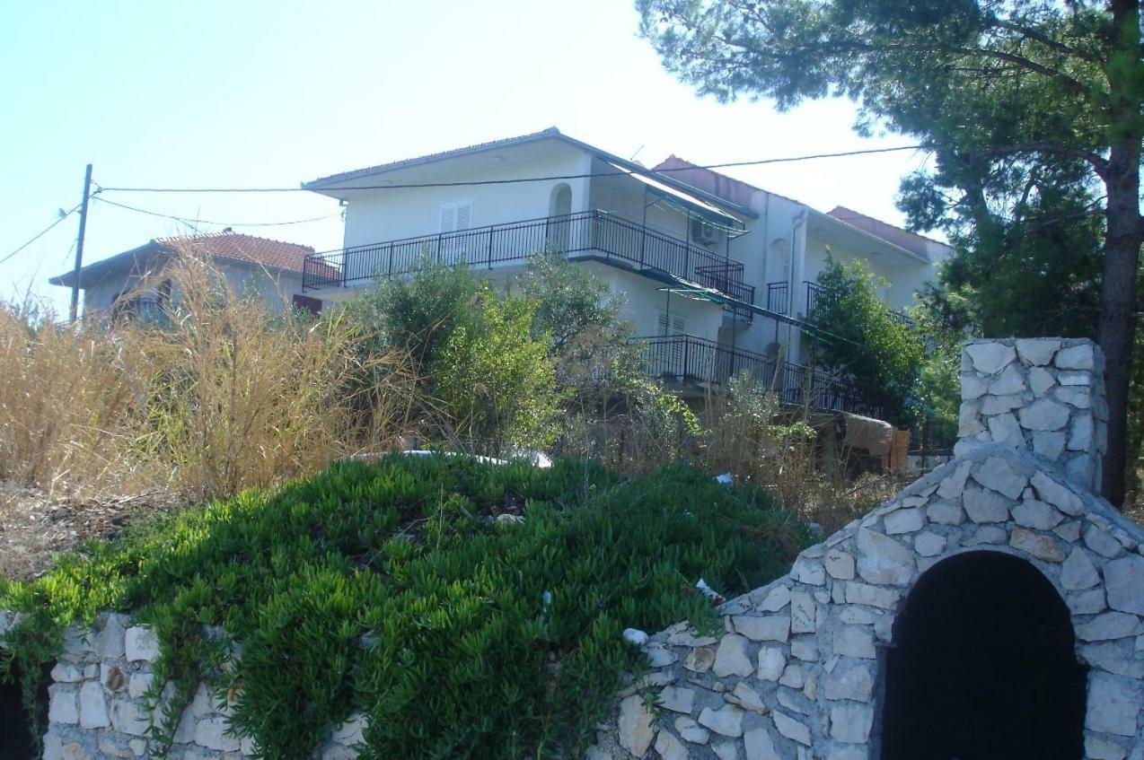 Apartmani Ante 特罗吉尔 外观 照片